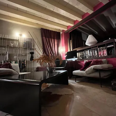 Loft San Faustino Lejlighed